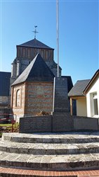 Le monument aux morts - Gonneville-sur-Scie